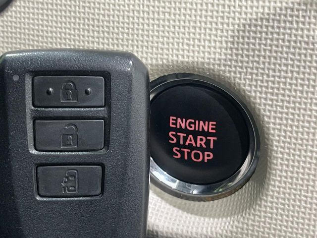 �y�X�}�[�g�L�[�z�J�o����|�P�b�g�ɓ��ꂽ�܂܂ł��h�A�̎{���E�������\�ȃX�}�[�g�L�[�𑕔��B�G���W���̃I���E�I�t�����J�M�����o���K�v����������Ƃ��Ă��֗��ł���