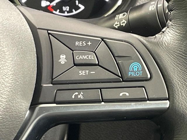 �y�v���p�C���b�g�z�������H�ł̒��������s���y��!!�a�؎��Ə��񑖍s�̃V�[���ŁA�A�N�Z���E�u���[�L�E�X�e�A�����O�������Ő��䂵�A�������^�]�̕��S���y�����Ă���܂���