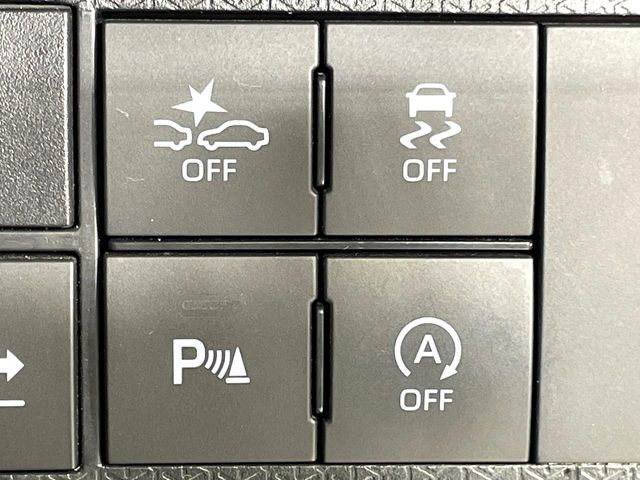 �y�X�}�[�g�A�V�X�g�z���s���ɑO���̎ԗ�����F�����A�Փ˂������Ȏ��͌x��ƃu���[�L�ŏՓˉ���Ɣ�Q�y�����A�V�X�g�B�����S�Ƀh���C�u�����y���݂��������܂��B