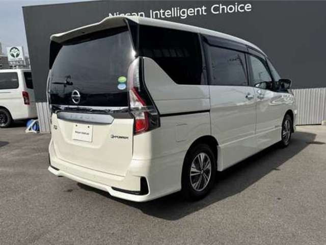 セレナ1.2 e-POWER ハイウェイスターV