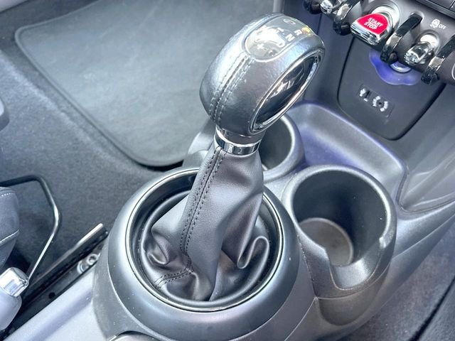 ��MT���[�h�t��AT:�ʏ�͎����ł����Ȃ���ϑ�(�M�A�`�F���W)���h���C�o�[�̑���ɂ���ĈӐ}�I�ɕς�����V�X�e���ł��B����w���i�̃h���C�u�����y���݂��������܂�!