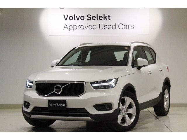 XC40T4 モメンタム