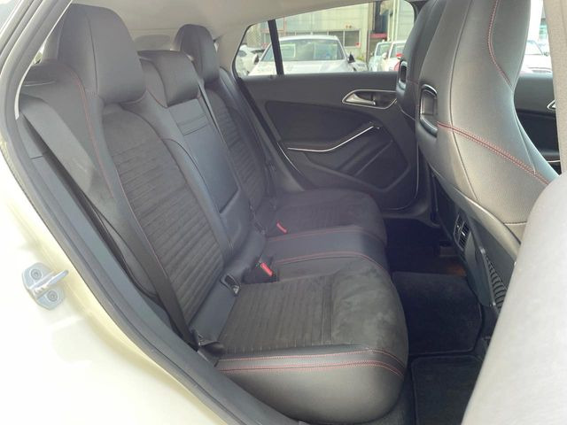 ���㕔���Ȃ��C�ɂȂ�悤�ȃL�Y�E�����ւ��蓙�A�傫�ȃ_���[�W�͂Ȃ��A�ǍD�ȏ�Ԃł��B