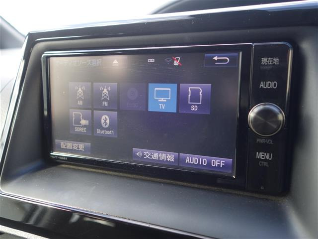 ヴォクシー2.0 V 4WD