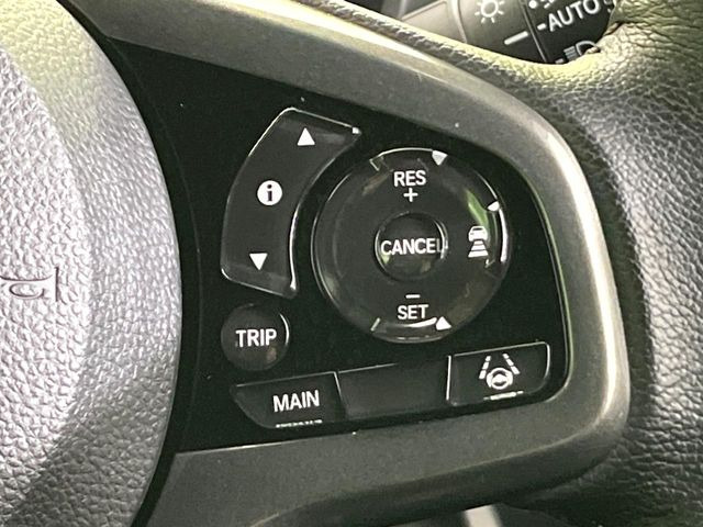 �y�A�_�v�e�B�u�N���[�Y�R���g���[���z�������H�ł̒��������s���y��!!�����ő��x��ۂN���[�Y�R���g���[�����A�Փˌy���V�X�e���ƘA�g���A�O���̎ԗ������m���ĎԊԂ�ۂ悤�ɑ��x���߂��Ă���܂�!!