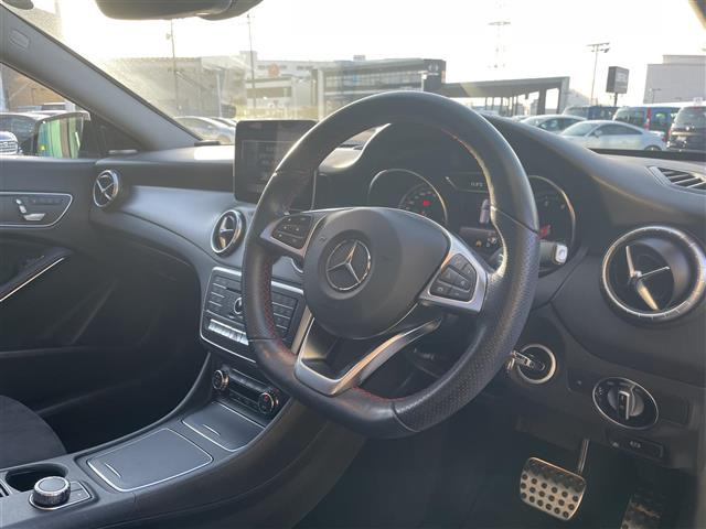 CLAシューティングブレークCLA180 AMGスタイル