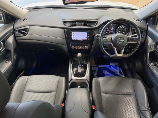 エクストレイル2.0 20Xi ハイブリッド