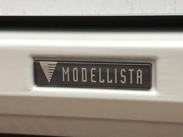 【モデリスタエアロ】人気のモデリスタエアロを装着!クルマの外観がよりスタイリッシュになり、街中で存在感あふれる1台に♪将来買い替える時にもリセールに影響しやすく、価値ある人気の装備です!