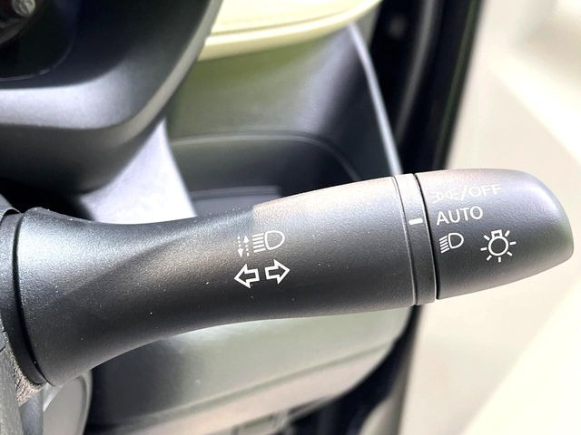 �y�I�[�g���C�g�z����̖��邳�ɉ����Ď����Ńw�b�h���C�g�̓_���E�������ł���@�\�ł�!���C�g�̕t���Y��E�����Y��Ȃǂ������Ȃ�A�J�̓���[���̑��s�����S!�g���l���ʉߎ����֗��ł��ˁ�