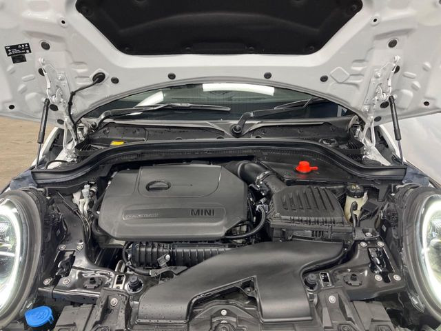 �����X�ł́A�e���[�J�[�̐�p�f�f�e�X�^�[�𓱓��B���Ǝ��i�����e�N�j�J���X�^�b�t���풓���Ă���܂��̂ŁA������̍ۂɂ����S���Ă����p���������܂��B