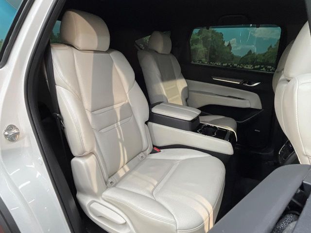 �L�X�Ƃ���2��ڃV�[�g�͋��Z���������A���S�n�����K!�F�B��Ƒ��Ƃ̂��o�����ɂ҂�����ł��B�x�r�[�V�[�g��`���C���h�V�[�g�g�p�������K�ɂ��߂�������������\���ȋ�Ԃ��m�ۂ��Ă��܂��B