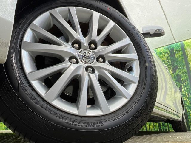 �y����16�C���`�A���~�z�C�[���z�O�ςɃ}�b�`���������A���~�z�C�[���𑕒����Ă���܂��B�e��ЊO�A���~�z�C�[����A�X�^�b�h���X�^�C�����戵�����Ă���܂��B���񂲑��k����������