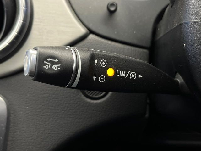 ���f�B�X�^���X�p�C���b�g�f�B�X�g���j�b�N:�s�s�A�x�O�A�������H�Ȃǂ̑��s���ɁA�X�e���I�}���`�p�[�p�X�J�����ƃ��[�_�[�Z���T�[�ɂ��A�O���Ԃ�F�����đ��x�ɉ������Ԋԋ������ێ����鎟����̃N���R��!