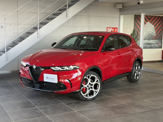 トナーレプラグインハイブリッド Q4 ヴェローチェ 4WD