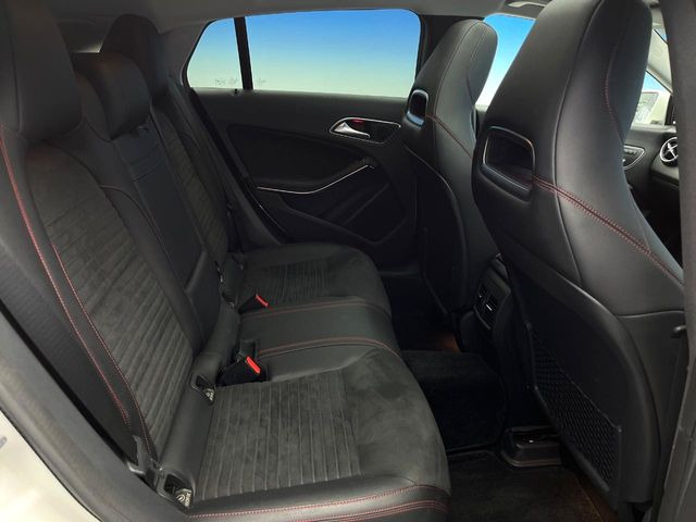 ���㕔���Ȃ��C�ɂȂ�悤�ȃL�Y�E�����ւ��蓙�A�傫�ȃ_���[�W�͂Ȃ��A�ǍD�ȏ�Ԃł��B