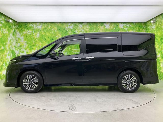 セレナ1.4 e-POWER ハイウェイスターV