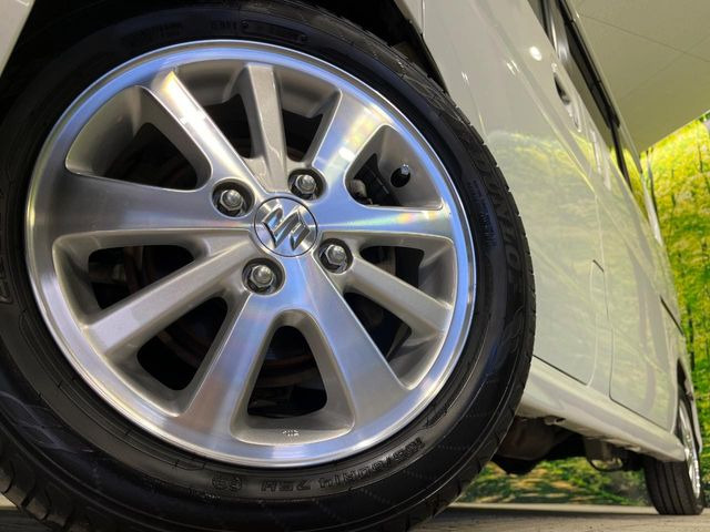 �y����14�C���`�A���~�z�C�[���z�O�ςɃ}�b�`���������A���~�z�C�[���𑕒����Ă���܂��B�e��ЊO�A���~�z�C�[����A�X�^�b�h���X�^�C�����戵�����Ă���܂��B���񂲑��k����������