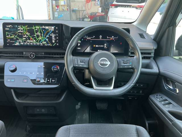 セレナ1.4 e-POWER ハイウェイスターV