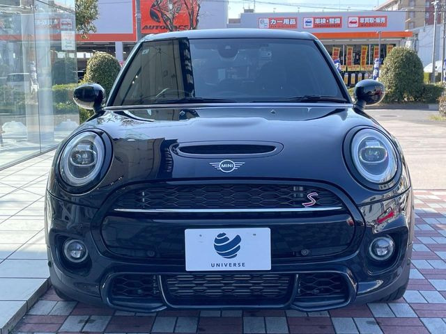 �������̒ʂ��Y��ȏ�Ԃ��ێ����Ă��邨�Ԃł����A�����ȃL�Y�̏󋵂⑼�̉ӏ��̂��ʐ^��������ł��܂��B�������̕��ł����S���Ă���������������l�A���q�l�̂���]�ɉ����ďo������育�Ή������Ă��������܂��B