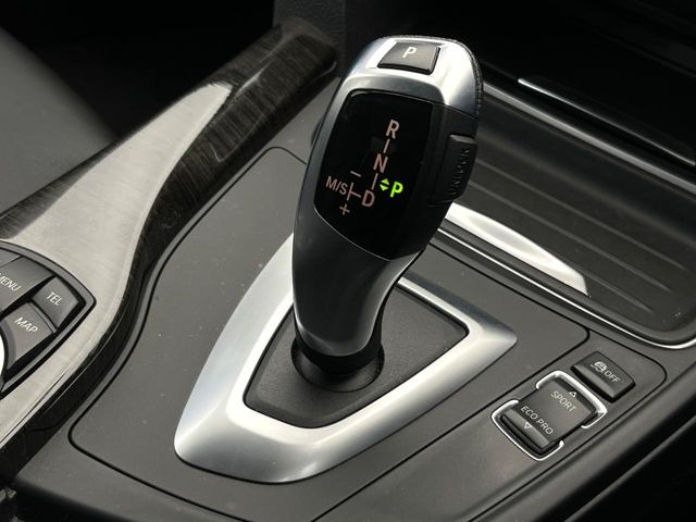 ��MT���[�h�t��AT:�ʏ�͎����ł����Ȃ���ϑ�(�M�A�`�F���W)���h���C�o�[�̑���ɂ���ĈӐ}�I�ɕς�����V�X�e���ł��B����w���i�̃h���C�u�����y���݂��������܂�!