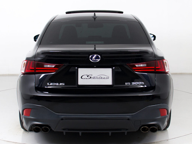 4本出しマフラー装着済み!別途変更も可能となりますのでご相談ください!