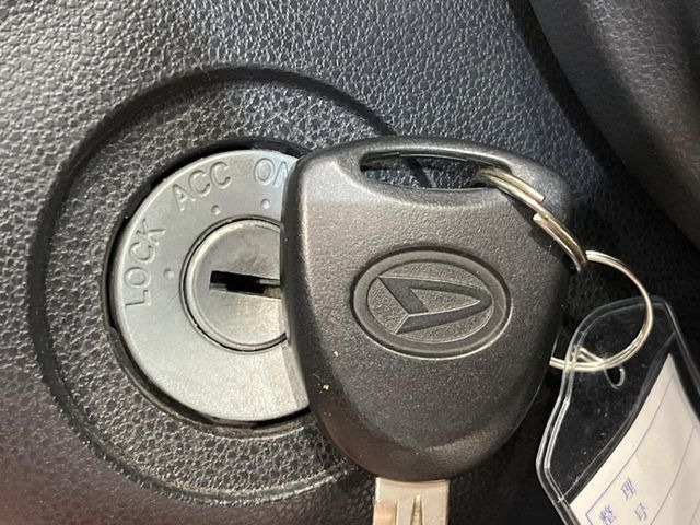 �y�L�[���X�z�������ꂽ�ꏊ����ł��{�^����Ńh�A�̊J���E�{�����ł���̂łƂ��Ă��֗�!�h�A�̌�������ɏ������邱�Ƃ�����܂����