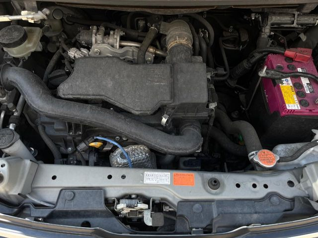 親切・丁寧な専門メカニックスタッフが応対!・車検・点検整備・事故等の修理などアフターサービスも安心。お車のカスタマイズもネクステージのサービススタッフまでご相談ください!
