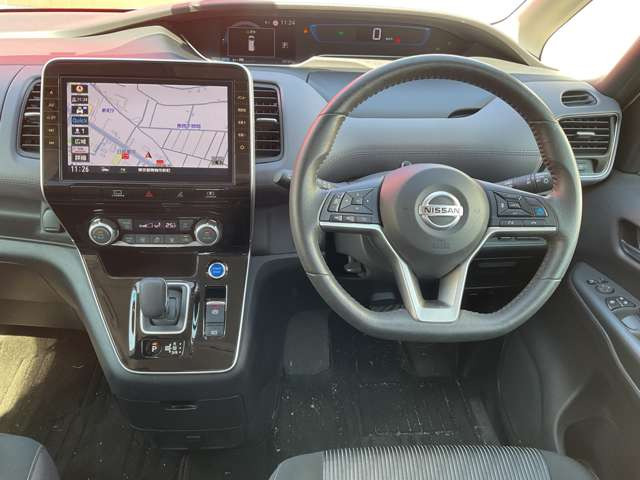 セレナ1.2 e-POWER ハイウェイスターV