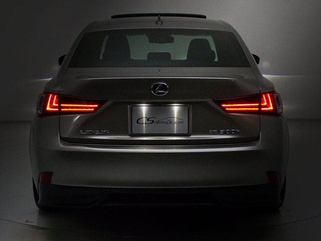 テールスモーク加工、スポイラー取付等々ドレスアップ可能です。違う角度が見たい・・・等のご要望御座いましたら是非お声掛け下さい!!お写真をお送りさせて頂きます。