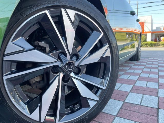 ������17�C���`�A���~�z�C�[��:�A���ԂȂ�ł͂̑�z����������x����z�C�[���Ƒ����ł�!���{�Ԃ̑���Ɋ���Ă�����ɂ����Б̊����Ē��������قǁA�������x���ł܂Ƃ܂��Ă��܂�!