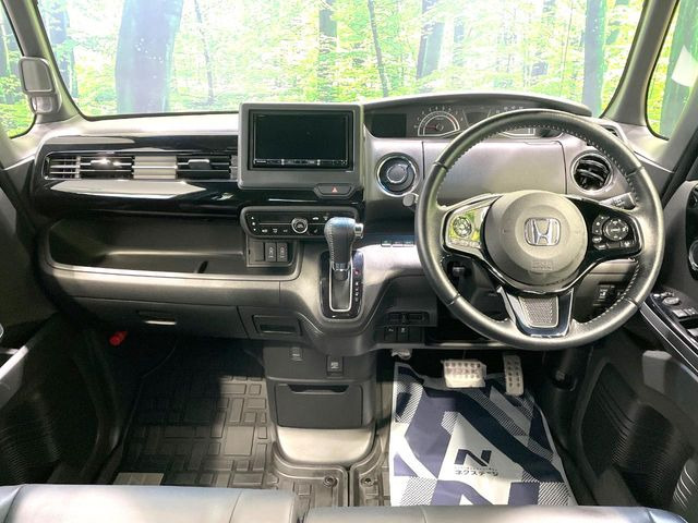 N-BOXカスタムL ターボ