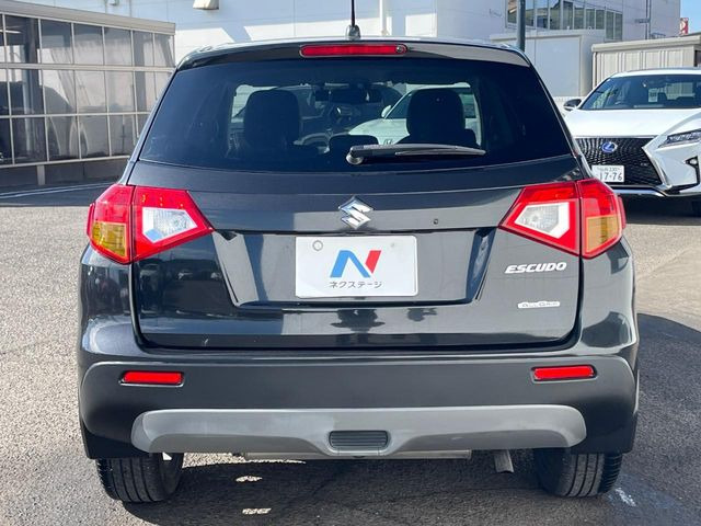 安心の最長10年・走行無制限保証(有償)をご用意。保証内容も充実はもちろん、無料点検&オイル交換や、年中無休の全国・24時間ロードサービスも付帯されておりますのでご安心下さい。