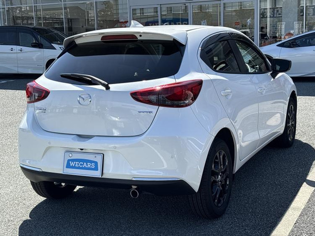 MAZDA21.5 XD ブラックトーンエディション 4WD