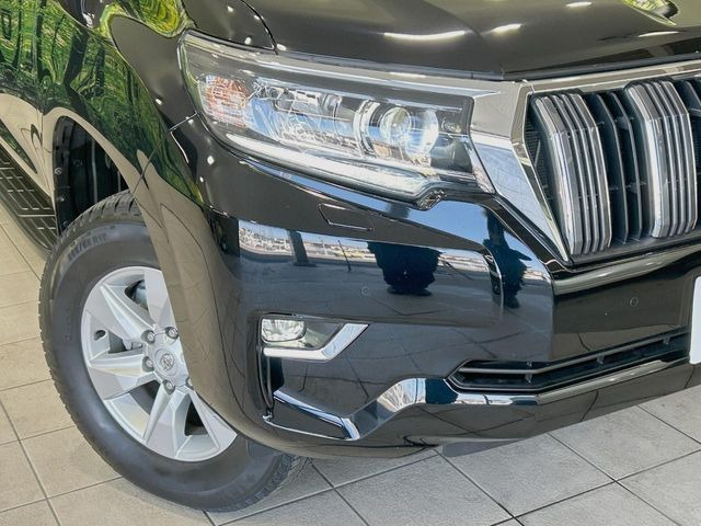 �yLED�w�b�h���C�g�z���V����ԑ��s�����ǍD�Ȏ��E���m�ۂ����S���ĉ^�]�ł��鍂�P�xLED�w�b�h���C�g�𑕔�!�_�����x�������A����d�͂��}�����Ă��܂��B