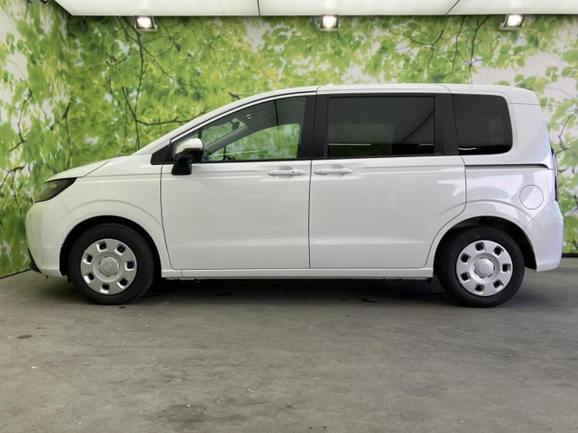 フリード1.5 e:HEV エアー