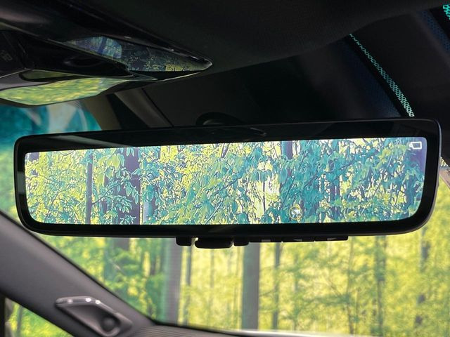 �y�f�W�^���C���i�[�~���[�z�J�������B�e�����ԗ�����̉f�������[���~���[���ɕ\���B�N���A�Ȏ��E�ŏ󋵂̊m�F���\�ł�!���h�����R�@�\�����p�ɂ͕ʓrSD�J�[�h�����p�ӂ��������ꍇ������܂��B