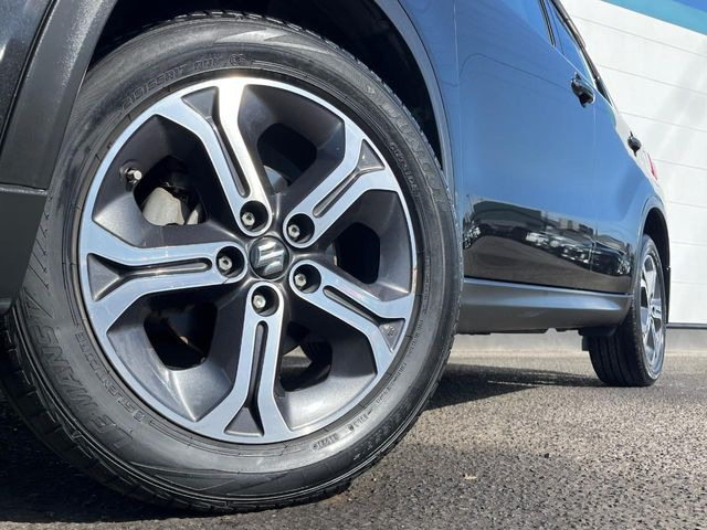 【純正17インチアルミホイール】外観にマッチした純正アルミホイールを装着しております。各種社外アルミホイールや、スタッドレスタイヤも取扱いしております。是非ご相談ください♪