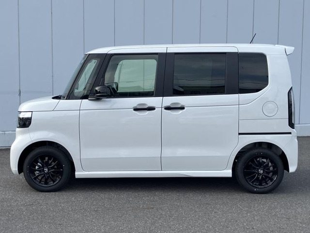 N-BOXカスタムブラック スタイル