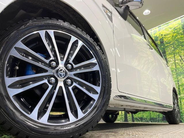 �y����15�C���`�A���~�z�C�[���z�O�ςɃ}�b�`���������A���~�z�C�[���𑕒����Ă���܂��B�e��ЊO�A���~�z�C�[����A�X�^�b�h���X�^�C�����戵�����Ă���܂��B���񂲑��k����������