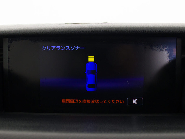 クリアランスソナーが付いています!フロント&リアにセンサーがあり、障害物に近づくと警告音が鳴りドライバーへお知らせ!すごく便利な人気装備です!!