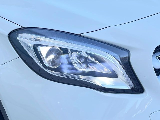 ��LED�w�b�h���C�g:��ԑ��s�����ǍD�Ȏ��E���m�ۂ����S���ĉ^�]�ł��鍂�P�xLED�w�b�h���C�g�𑕔�!�_�����x�������A����d�͂��}�����Ă��܂��B