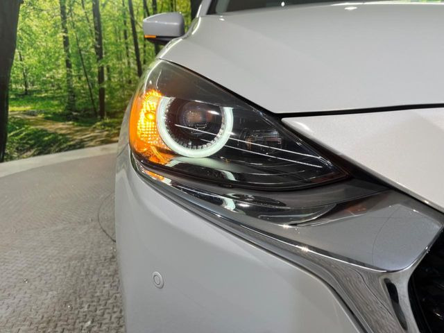 �yLED�w�b�h���C�g�z���V����ԑ��s�����ǍD�Ȏ��E���m�ۂ����S���ĉ^�]�ł��鍂�P�xLED�w�b�h���C�g�𑕔�!�_�����x�������A����d�͂��}�����Ă��܂��B