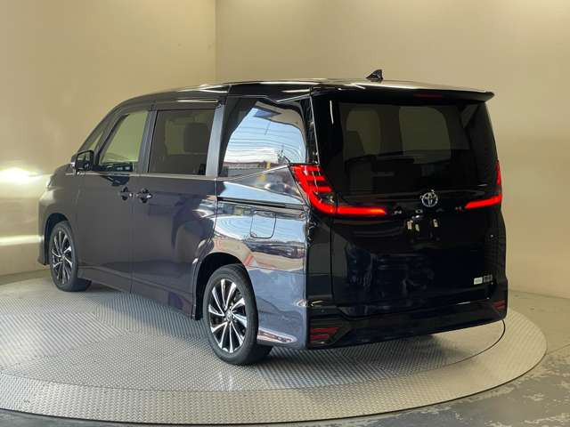 �l�C�̎Ԏ킪�����낢!�e���[�J�[ �ŐV�l�C�Ԃ����C���i�b�v!���ĐG���đI�ׂ�W����ł�!