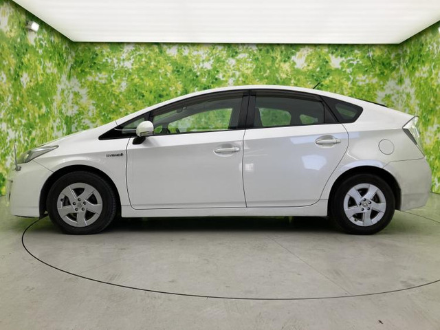 プリウス1.8 S LEDエディション