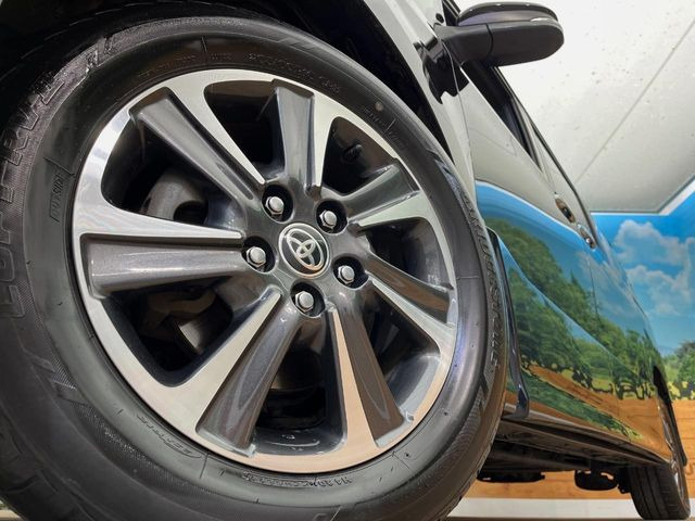 �y����16�C���`�A���~�z�C�[���z�O�ςɃ}�b�`���������A���~�z�C�[���𑕒����Ă���܂��B�e��ЊO�A���~�z�C�[����A�X�^�b�h���X�^�C�����戵�����Ă���܂��B���񂲑��k����������