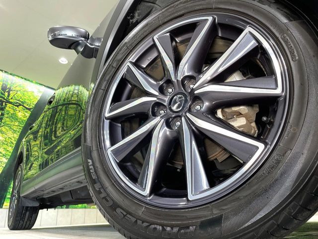 �y����19�C���`�A���~�z�C�[���z�O�ςɃ}�b�`���������A���~�z�C�[���𑕒����Ă���܂��B�e��ЊO�A���~�z�C�[����A�X�^�b�h���X�^�C�����戵�����Ă���܂��B���񂲑��k����������