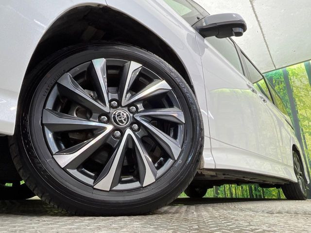 �y����17�C���`�A���~�z�C�[���z�O�ςɃ}�b�`���������A���~�z�C�[���𑕒����Ă���܂��B�e��ЊO�A���~�z�C�[����A�X�^�b�h���X�^�C�����戵�����Ă���܂��B���񂲑��k����������