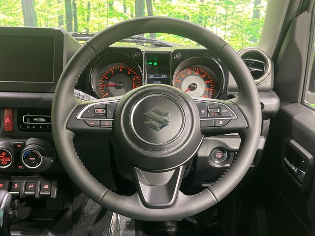 �y�����v�����X�e�A�����O�z�㎿�Ȋv���g�p���邱�ƂŁA��ɂ����������݂ƂĂ��^�]���₷���n���h���ł���