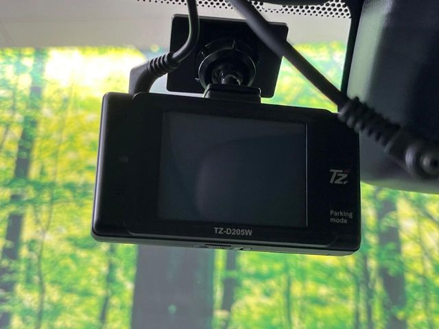 �y�h���C�u���R�[�_�[�z�h���C�u���R�[�_�[����!���s���͂������A������^�]�⎖�̂ɑ��������ہA�f���ŋL�^���A����̃��X�N�ɔ����܂��B���L�^�pSD�J�[�h�͂��q�l�����g�ł��������������K�v������܂��B