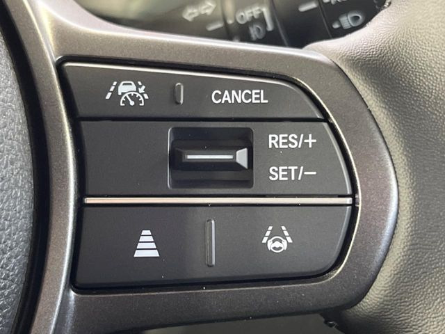 フリード1.5 e:HEV クロスター